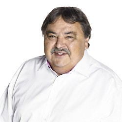 kandidát SLK Gustav Pilz